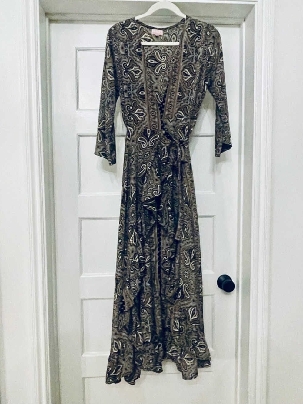 Cienna Silk Blend Paisley Wrap Dress - Small – Boho Chic Flowy Midi Dress/Duster - Picture 2 of 8